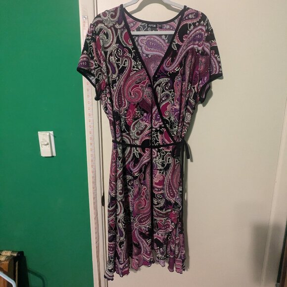 Apt 9 purple and black paisley wrap dress - size 2x - Picture 1 of 6